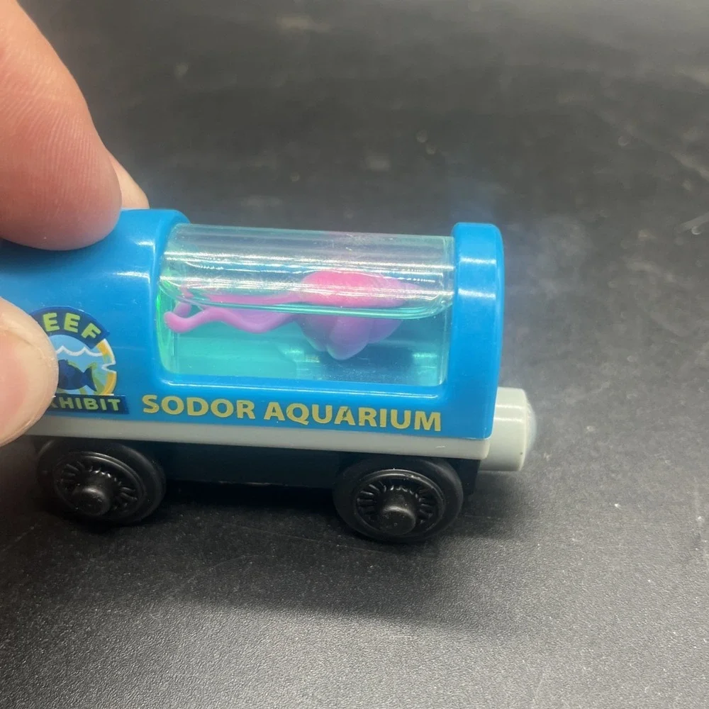 Aquarium Car Light Up Squid Thomas the Train Wooden Railway Tender Tested